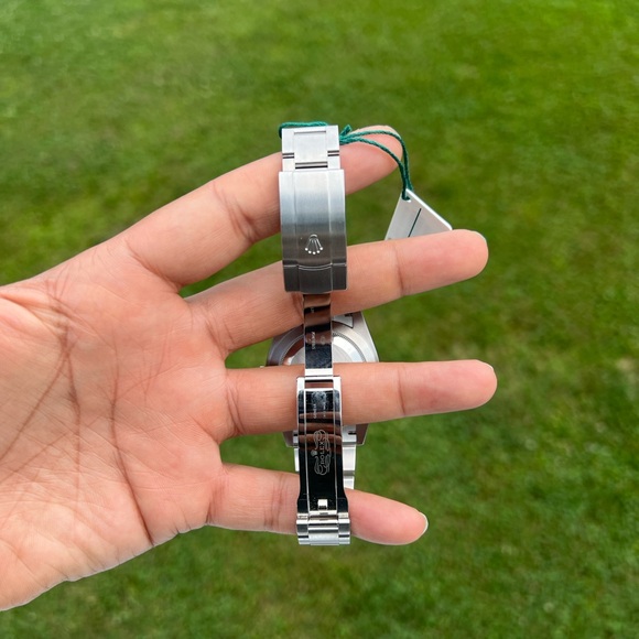 Rolex Oyster Perpetual 41 Bright Blue Dial, Steel, 124300 with card new watch - Picture 12 of 17